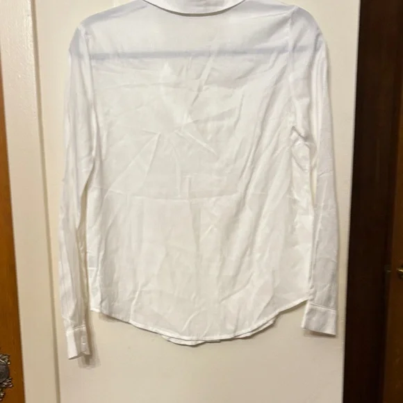 SHEIN White Button-Up Blouse - Picture 3 of 3